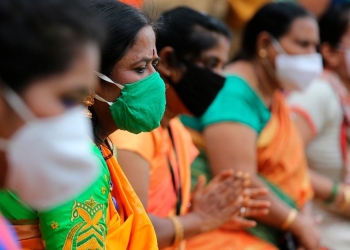 India prueba tres posibles vacunas contra COVID-19