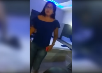 Suegra atrapa a su nuera siendo infiel y la exhibe en vídeo