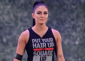 Hombre intenta secuestrar a luchadora de la WWE