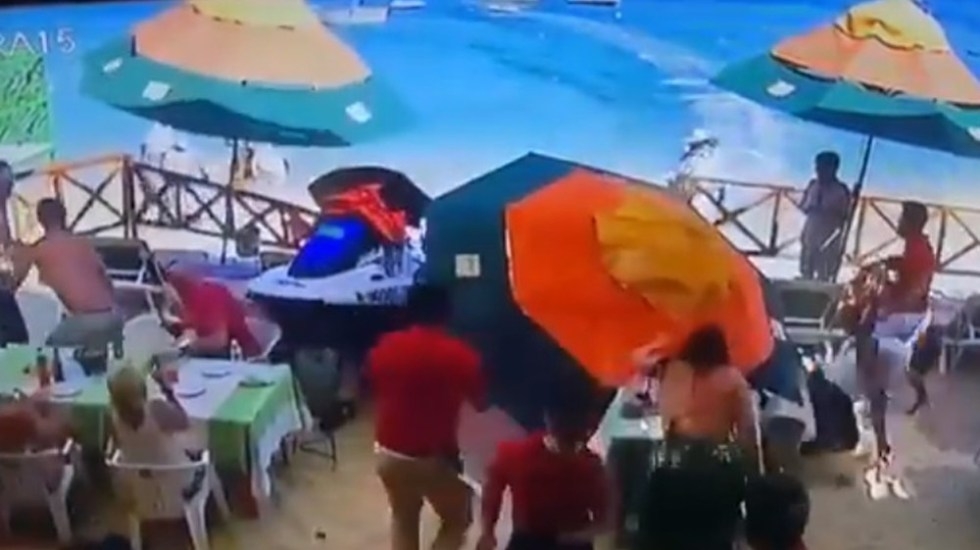Murió vendedora de artesanías en accidente de moto acuática en Cabo San Lucas