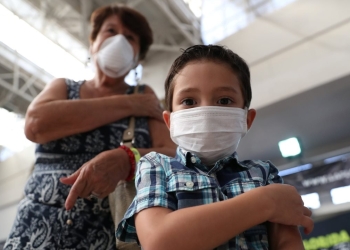 Becarán en la CDMX a niños cuyos padres mueran por COVID-19