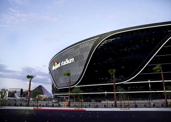 Raiders estrenarán estadio sin público