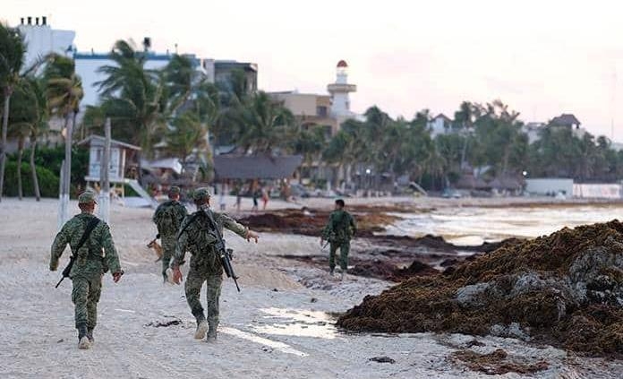 Semar recolecta 13 mil toneladas de sargazo en Quintana Roo