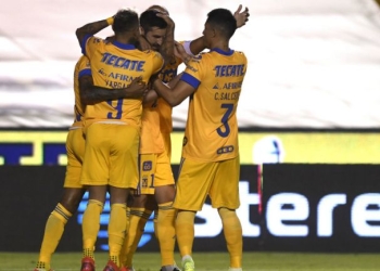 Victoria del Club Tigres ante Puebla