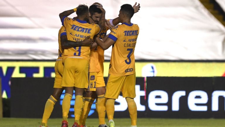 Victoria del Club Tigres ante Puebla