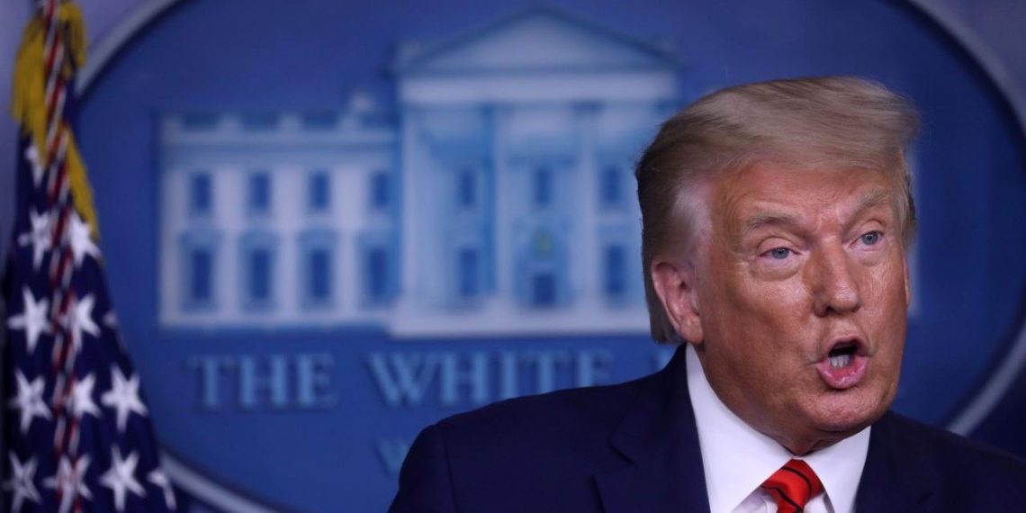 Trump defiende a joven que mató a manifestantes en Kenosha, Wisconsin