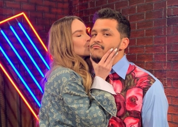 Belinda se tatúa las iniciales de Christian Nodal