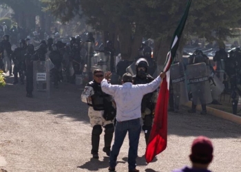 Hay intereses políticos-electorales en la toma de presa La Boquilla: AMLO