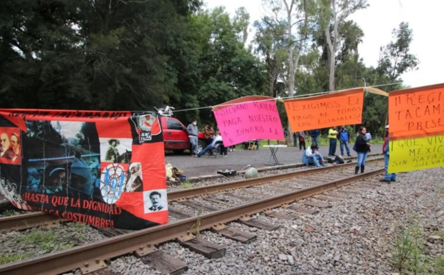 Bloqueos de trenes en Michoacán, provocan pérdidas de entre 39 y 50 mdp