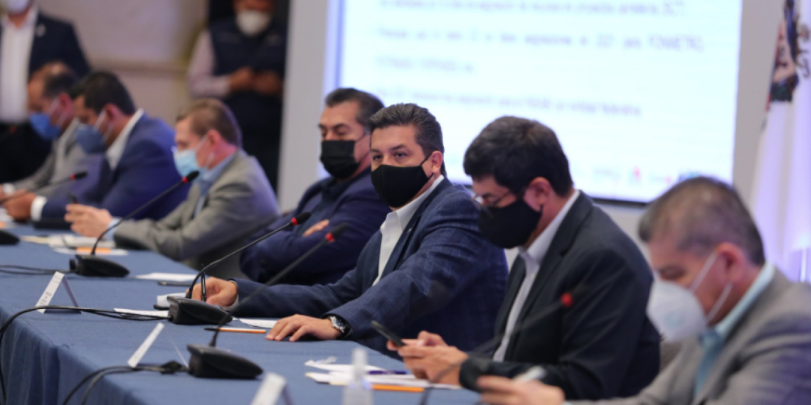 Gobernadores amagan con acudir a tribunales para obtener más recursos federales