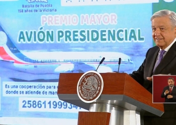 Infonavit reclama ante la FGR cheque de la “Rifa del Avión Presidencial”