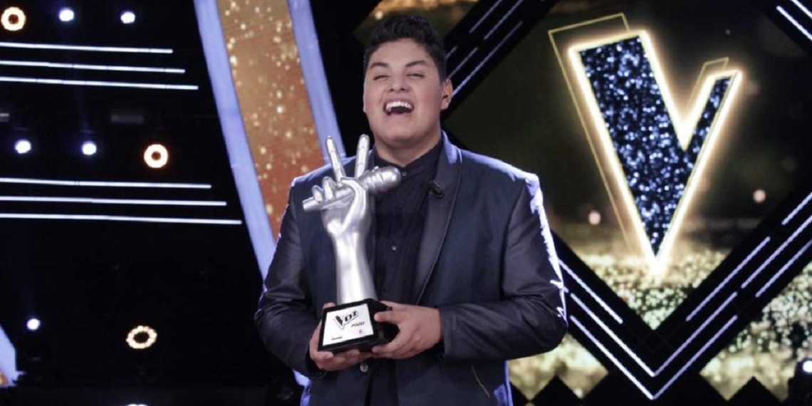 Coahuilense Fernando Sujo gana la “Voz Azteca”