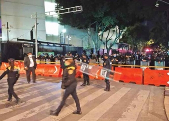 PT mete el pie a fin de fideicomisos; falta de quórum frena proceso