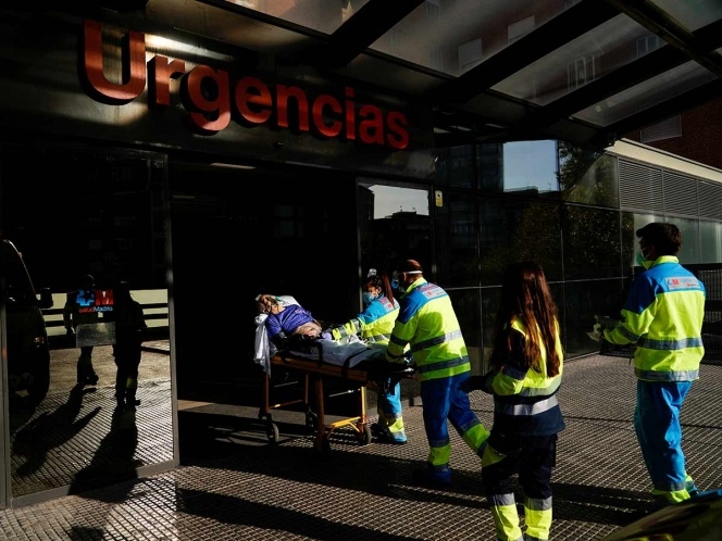 Analiza España imponer toques de queda por rebrotes