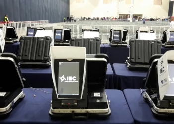 Piedras Negras hace uso de urnas electrónicas