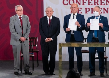 Firma AMLO acuerdo con ONU sobre compra de medicamentos