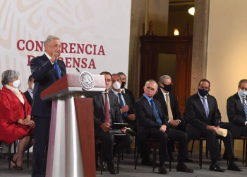 AMLO anuncia plan de inversión de sector privado y público