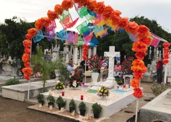 Aún se analizan criterios para visitas a panteones el Día de Muertos