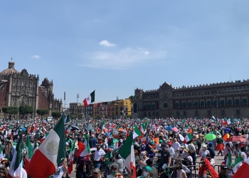No coman ansias, dice AMLO tras nueva protesta de FRENAAA