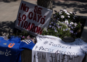 Detienen en Chile a policía que arrojó a menor al río durante manifestación