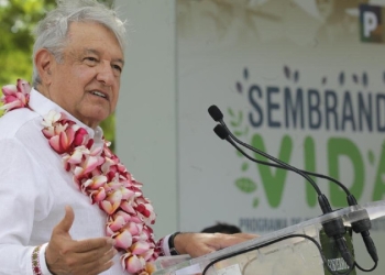 ‘No se puede juzgar a Sedena por conducta de Salvador Cienfuegos’: AMLO
