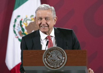 Niega AMLO intervenir en el fallo de tribunal contra el partido de Calderón