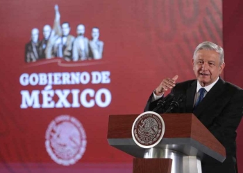 Beneficiarios de Fideicomisos seguirán recibiendo apoyos, queremos que no existan aviadores: AMLO