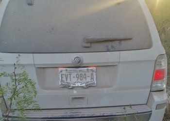 Aseguran camioneta con reporte de robo