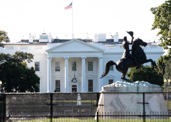 La Casa Blanca rastrea casos de Covid-19 tras positivo de Trump
