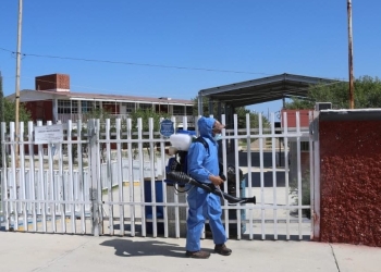 Desinfectan áreas donde instalarán casillas