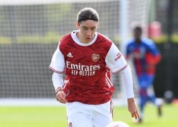 Mexicano Marcelo Flores firma contrato con el Arsenal
