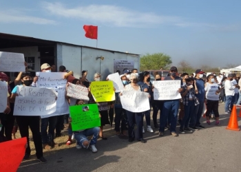 Familiares de mineros de Pasta de Conchos denuncian exclusión en visita de AMLO