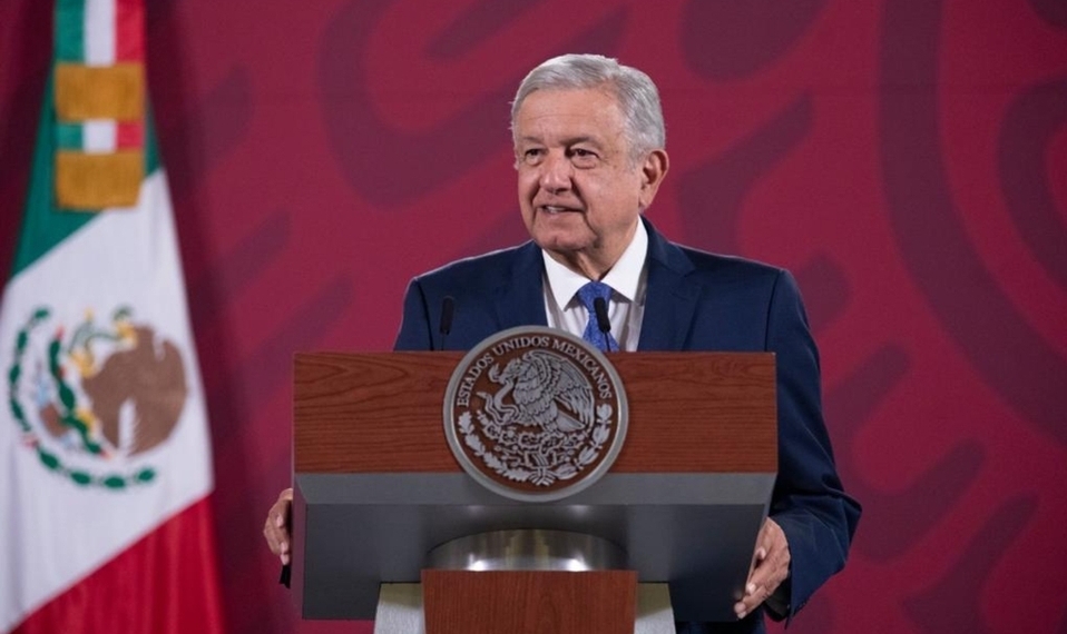AMLO denuncia contrato a empresa ligada a García Luna por 19 mdd