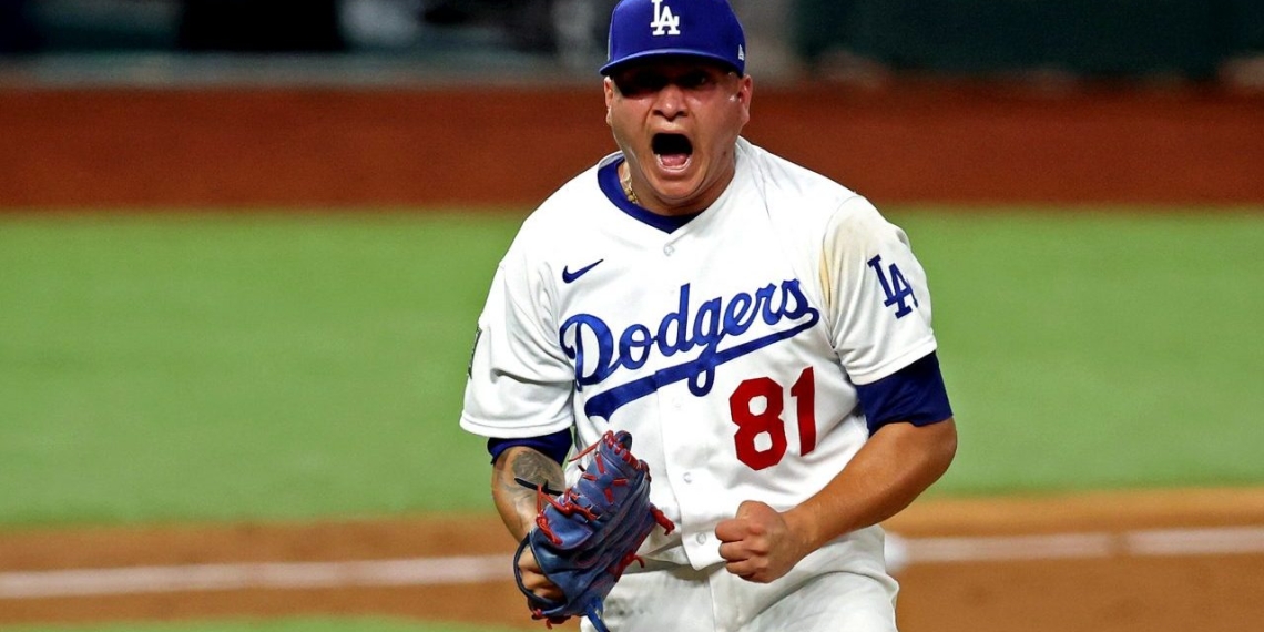 Mexicanos dan el triunfo a Dodgers en la Serie Mundial