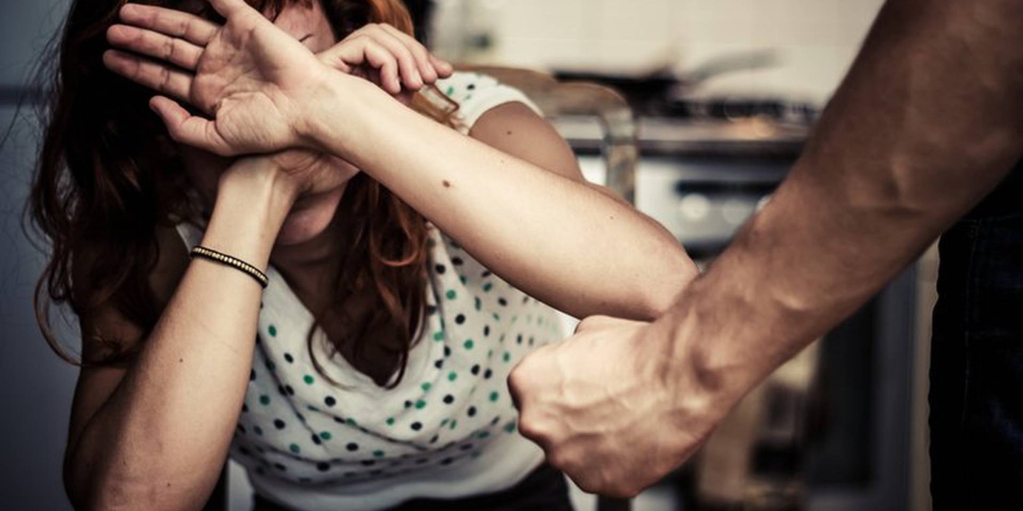 Recibe seguridad pública seis reportes por violencia a la mujer por semana
