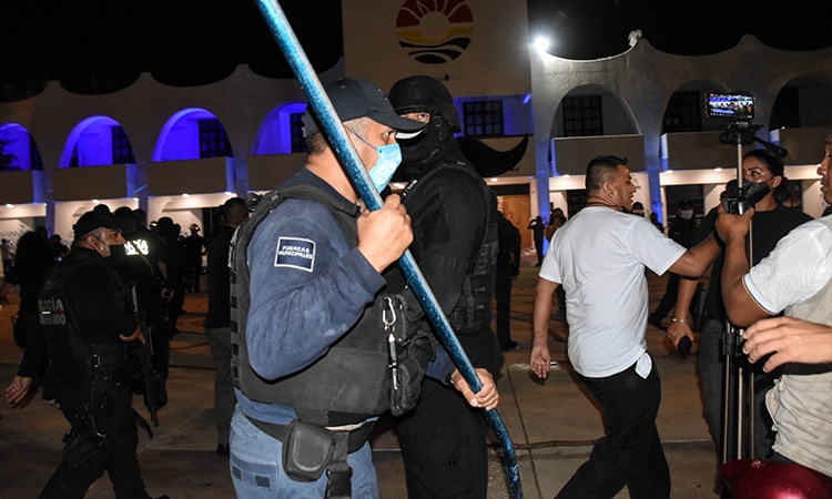Pide AMLO justicia ante agresiones contra manifestantes en Cancún