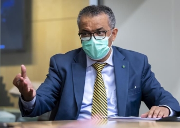Vacuna para frenar la pandemia es urgente, pero no resolverá sus causas: OMS