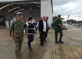 Llega López Obrador a Tabasco