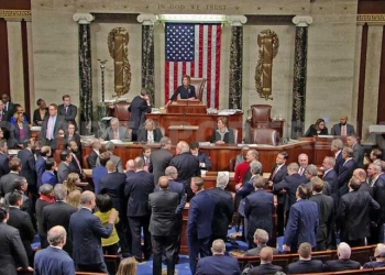 Pide Trump al Congreso de EE.UU. aprobar un rescate económico “grande y centrado”