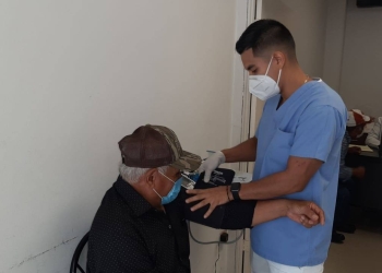 Se mantiene apoyo mediante el DIF para adultos mayores