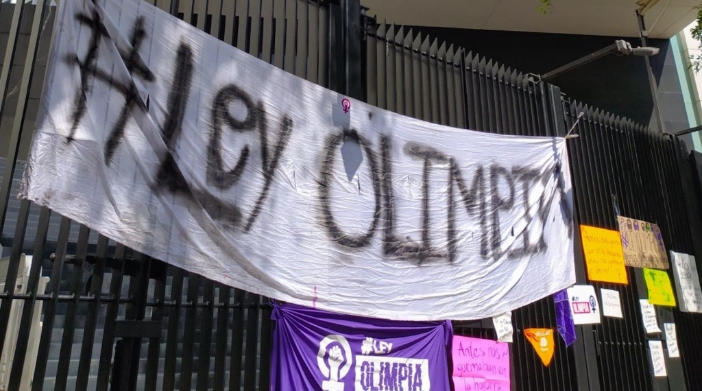 Beatriz Gutiérrez lanza advertencia a Twitter tras aprobación de Ley Olimpia en Senado