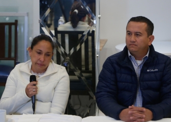 Director abusa de menor en León; tras 10 meses no hay orden de aprehensión