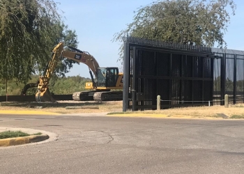 Derrumbarán muro en Eagle Pass para construir el de Trump