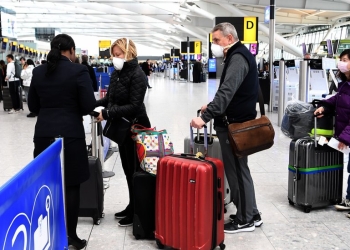 Irlanda prohíbe durante 48 horas los viajes desde el Reino Unido