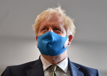 Johnson anuncia un confinamiento duro por el impacto de la nueva cepa mutada de coronavirus