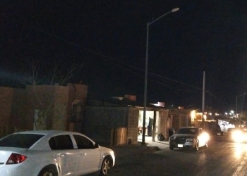 Calles a oscuras en Valle de las Flores; luces nuevas duraron muy poco