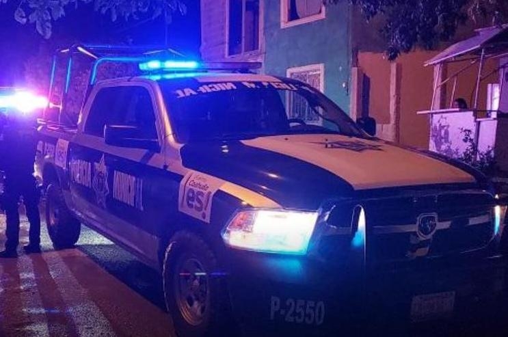 Le roban los ahorros de casi todo un año