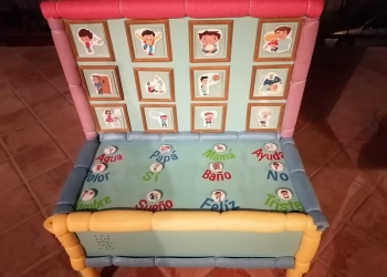 Crean tablero para  los niños especiales