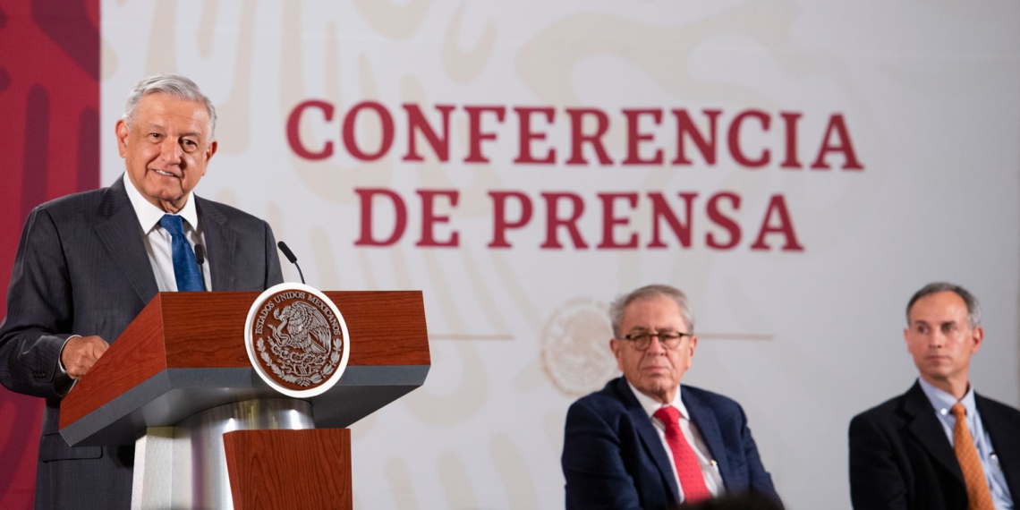 ‘Me da coraje que maltraten a Jorge Alcocer y a Hugo López-Gatell’: AMLO