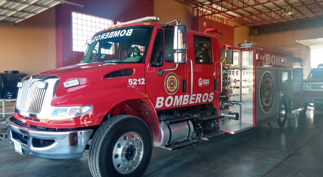 Bomberos se preparan para atender incendios